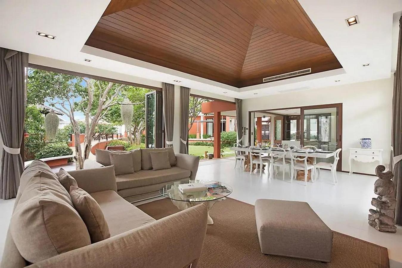 Six Hills - A Private Sanctuary Of Elegance *